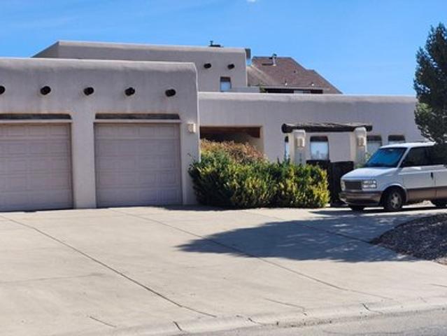 House for sale in Aztec, New Mexico