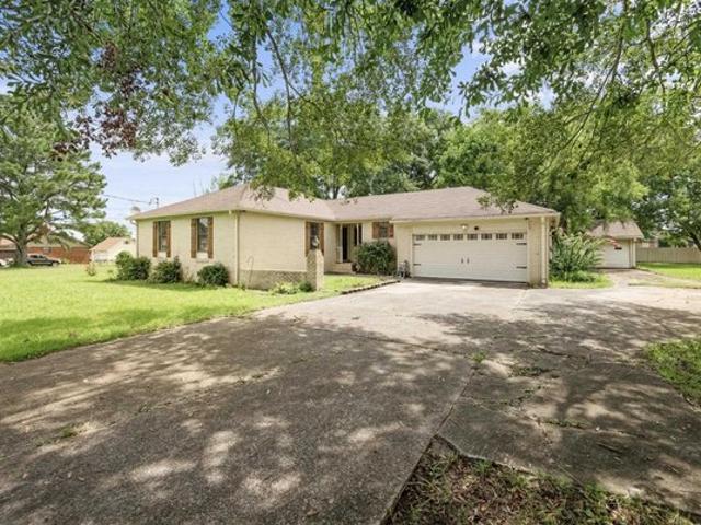 House for sale in Etowah, Alabama