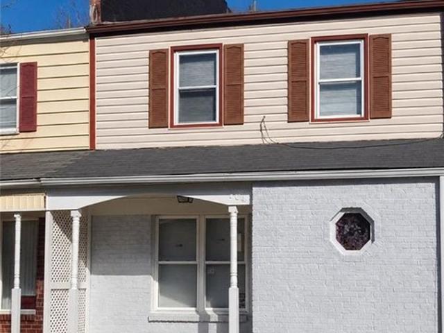 Townhouse for sale in Virginia