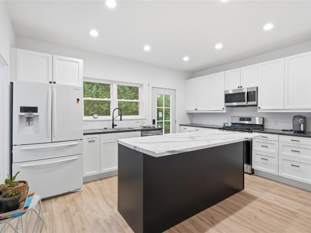 House for sale in De Soto, Dallas County
