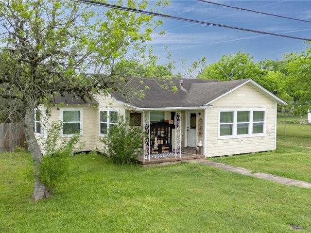 House for sale in Yoakum, Texas