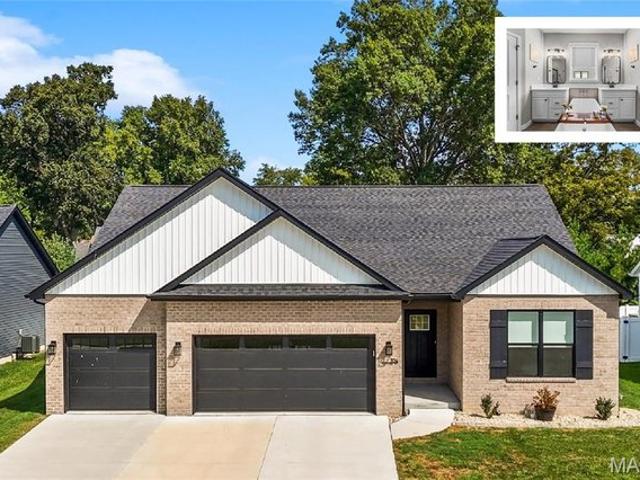House for sale in Mascoutah, Saint Clair County