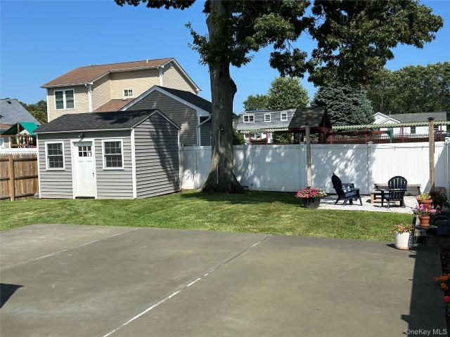House for sale in Bohemia, New York