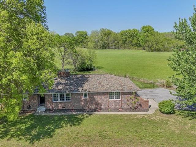 House for sale in Clinton, Missouri