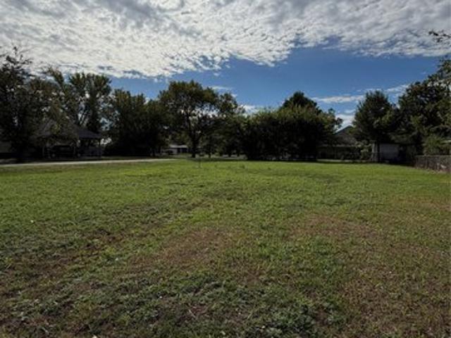 Land for sale in Honey Grove, Fannin County