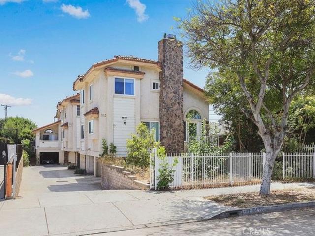 Townhouse for sale in Alhambra, California