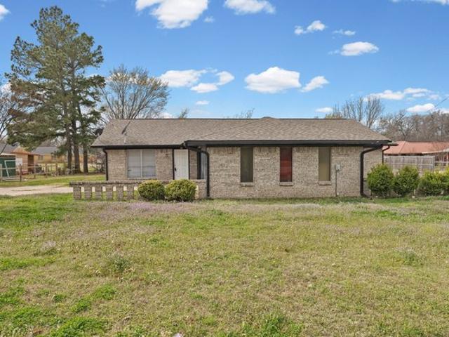 House for sale in Hunt, Texas