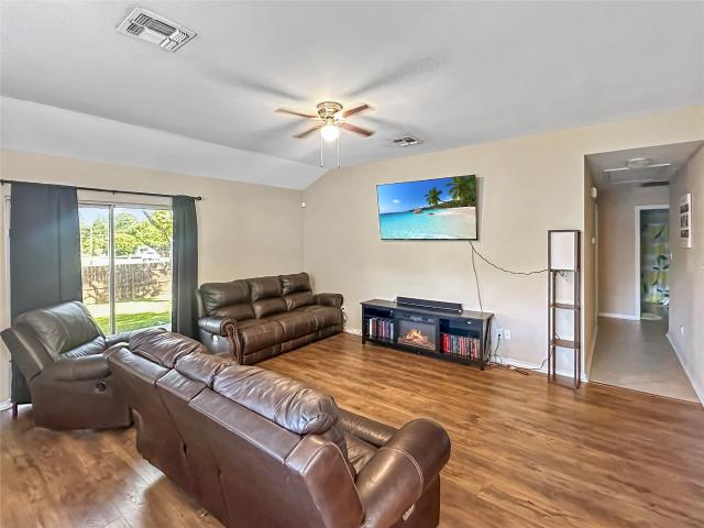 House for sale in Flatonia, Texas