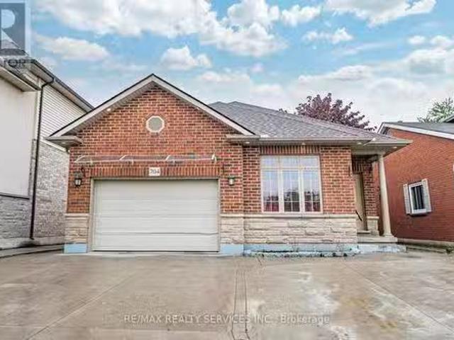 House for sale in Ancaster, Ontario