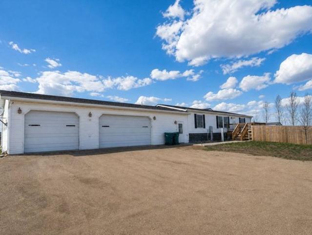 House for sale in Devils Lake, North Dakota