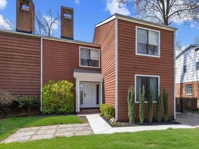Townhouse for sale in Severna Park, Maryland