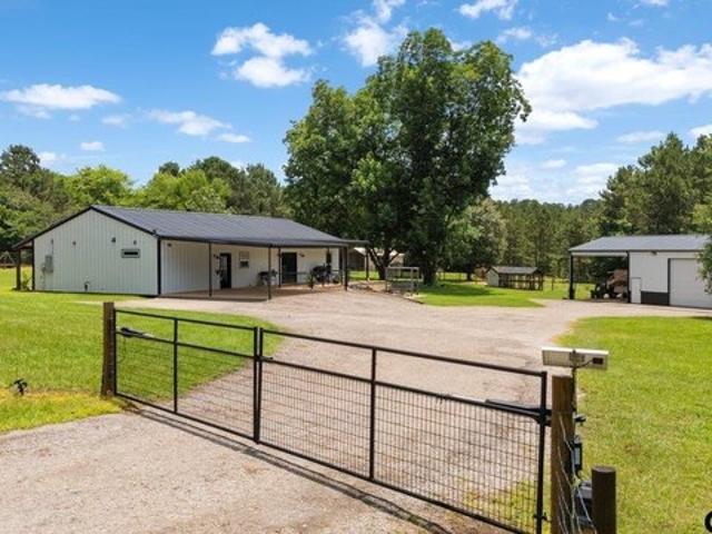 Farm for sale in Troup, Smith County