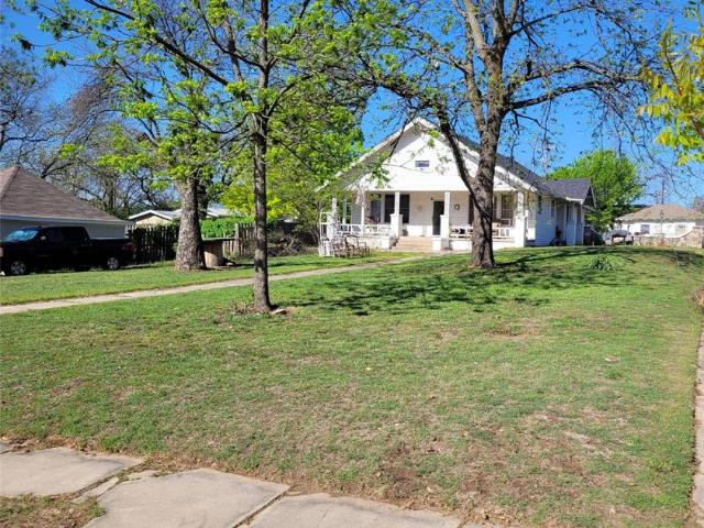 House for sale in Comanche, Texas