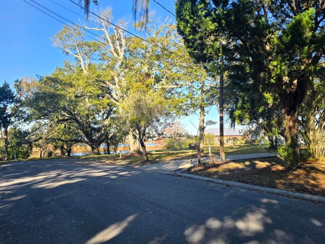 Land for sale in Pascagoula, Mississippi