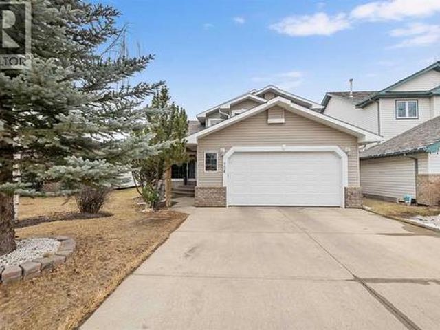 House for sale in Airdrie, Alberta