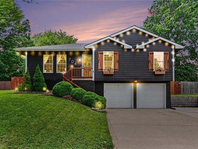 House for sale in Kearney, Missouri