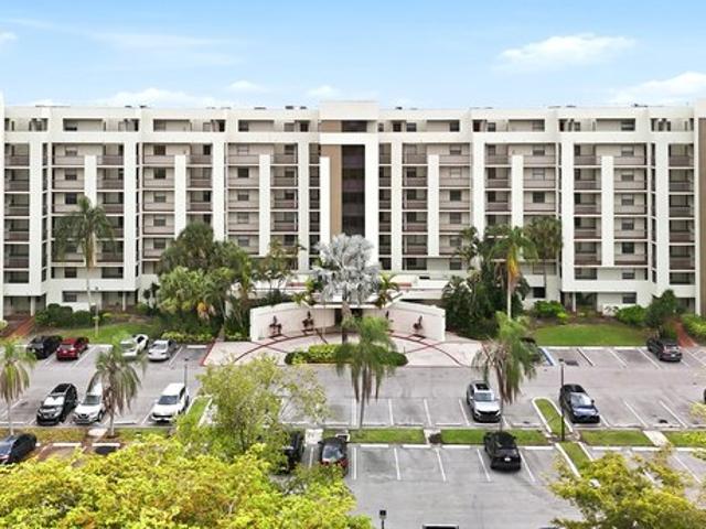 Condo for sale in Lauderhill, Florida
