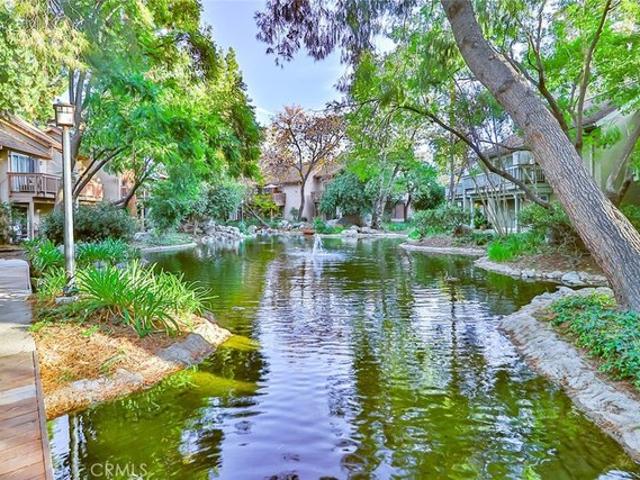 Townhouse for sale in Canoga Park Neighborhood Council District, Canoga Park