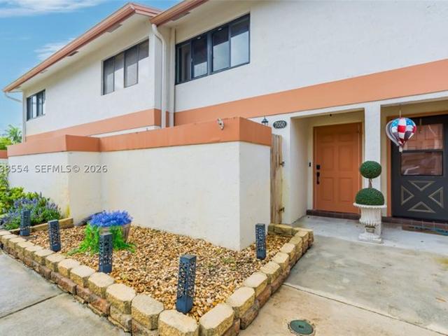 Townhouse for sale in Davie, Florida
