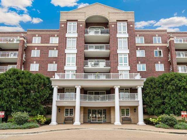 Condo for sale in Niles, Illinois