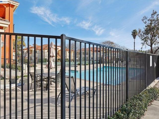 Condo for sale in Dublin, California