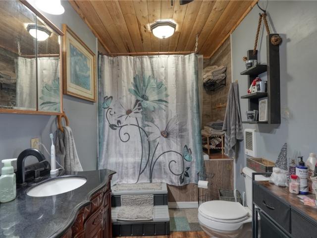 House for sale in Guernsey, Ohio