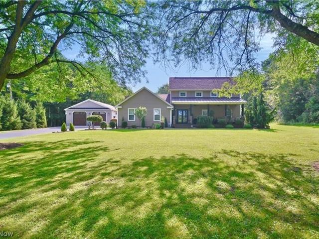 Townhouse for sale in Canfield, Ohio