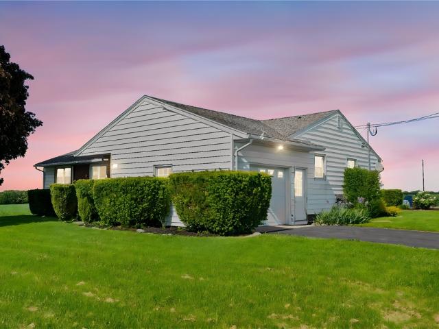 House for sale in Seneca, New York