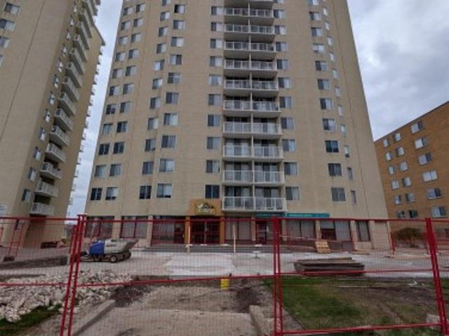 Condo for sale in Wedgewood, Alberta