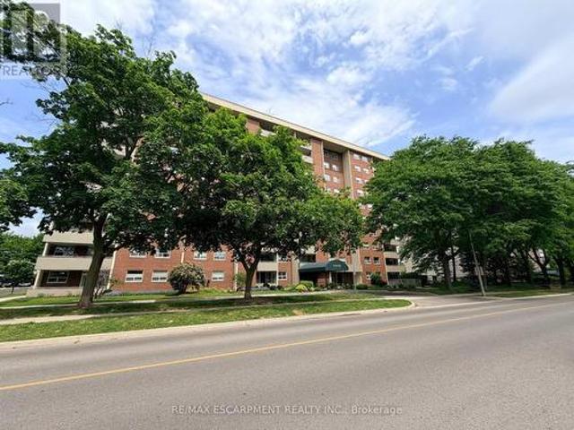 Condo for sale in Burlington, Ontario