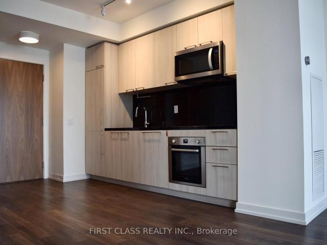 Condo for rent in York, Ontario