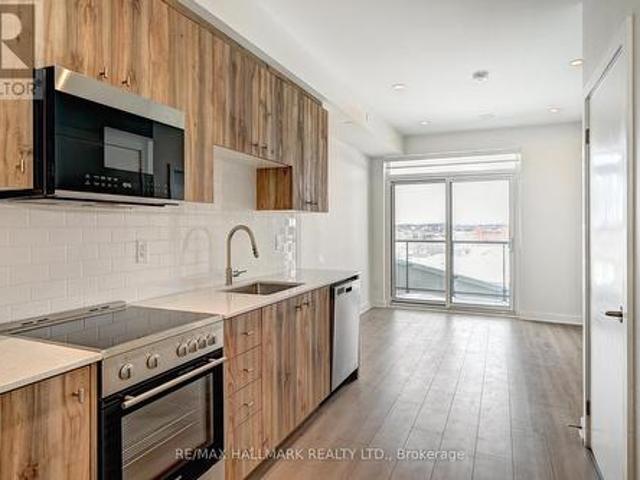 Condo for sale in Kitchener, Ontario