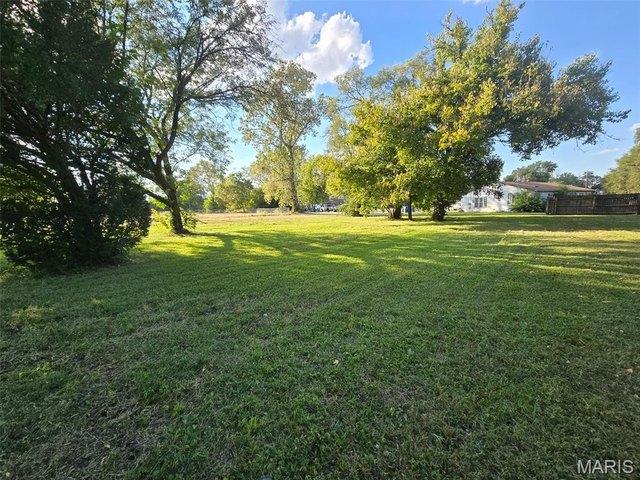 Land for sale in East Saint Louis, Illinois