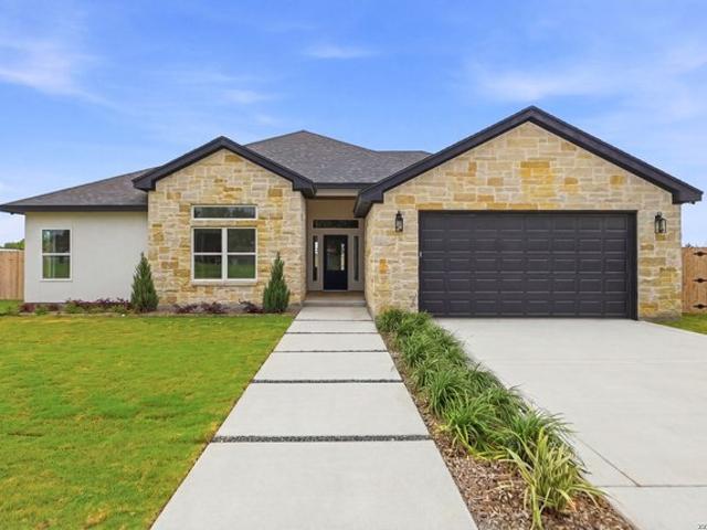 House for sale in Medina, Texas