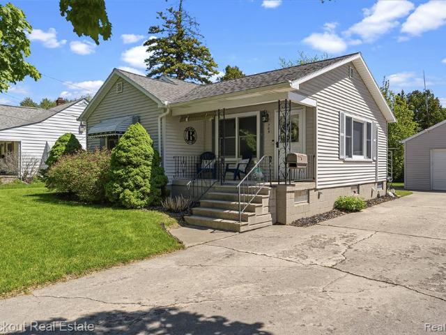House for sale in Essexville, Michigan