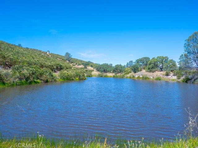 House for sale in Creston, California