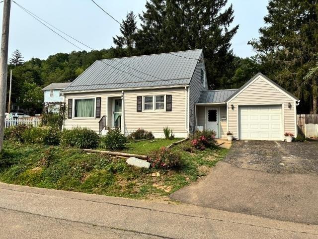 House for sale in Warren, Pennsylvania