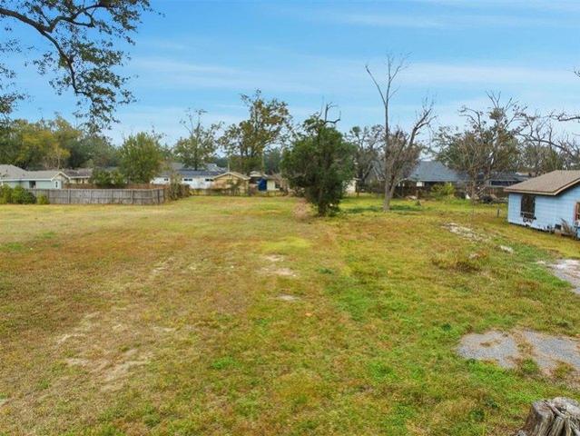 Land for sale in Lake Charles, Louisiana
