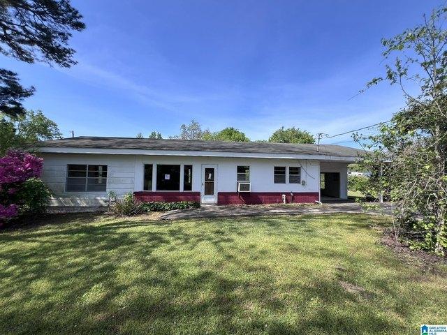 House for sale in Clanton, Alabama