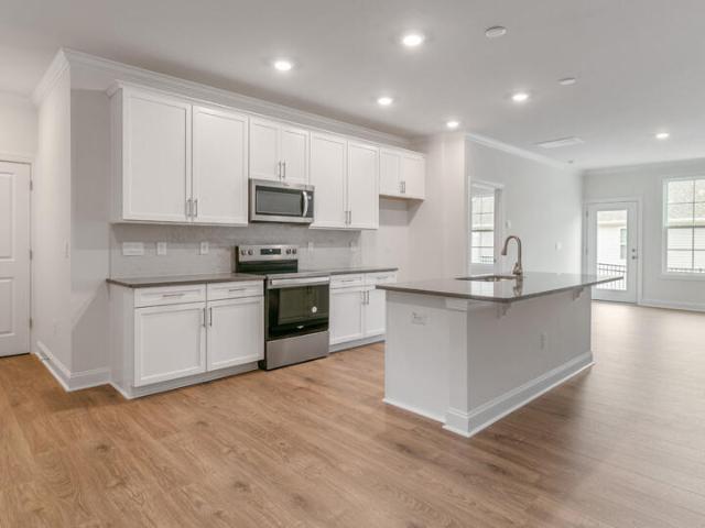 Townhouse for sale in Hillsborough, North Carolina