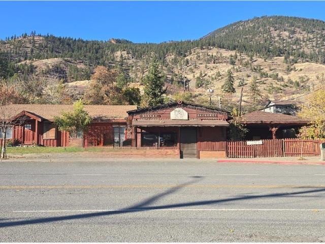House for sale in Lillooet, British Columbia