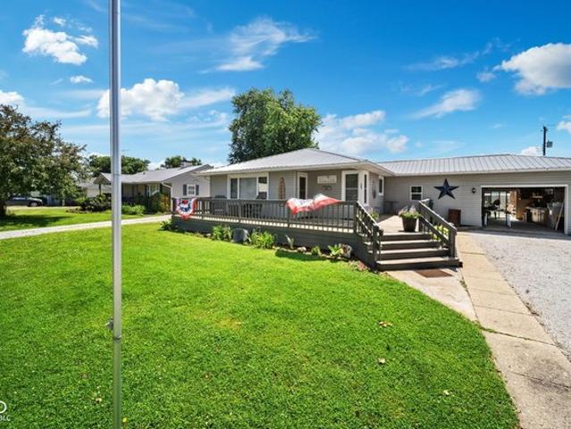 House for sale in Bloomingdale, Indiana