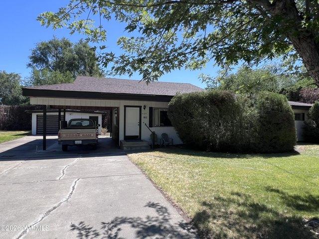 House for sale in Yakima, Washington