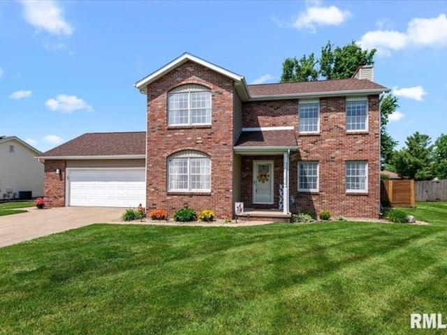 House for sale in Athens, Illinois
