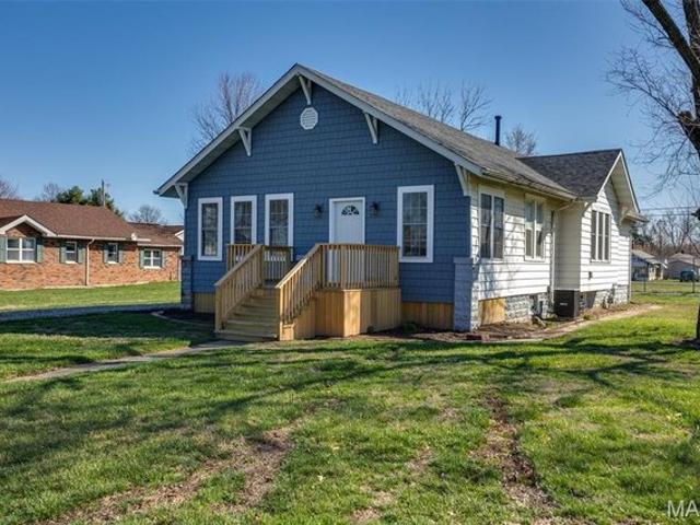 House for sale in Gillespie, Illinois