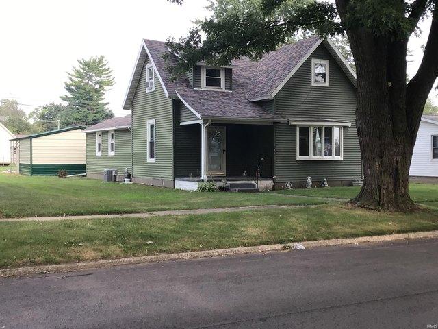 House for sale in Winamac, Indiana