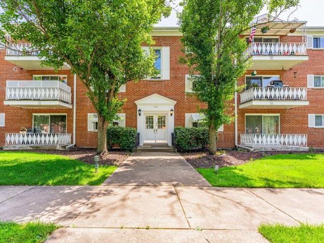 Condo for sale in Park Ridge, Illinois