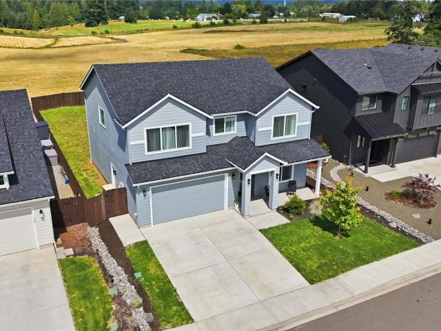House for sale in Winlock, Washington