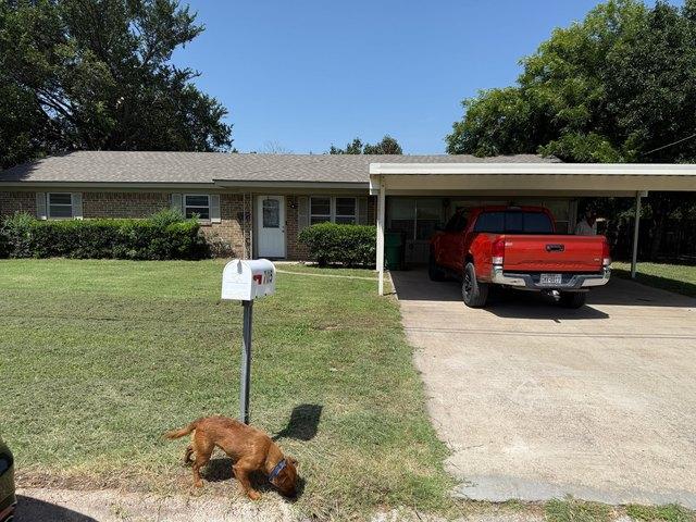 House for sale in Bowie, Texas