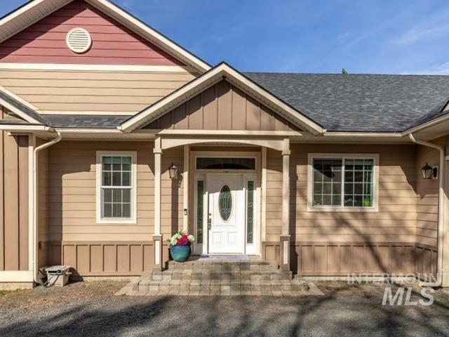 House for sale in Troy, Idaho